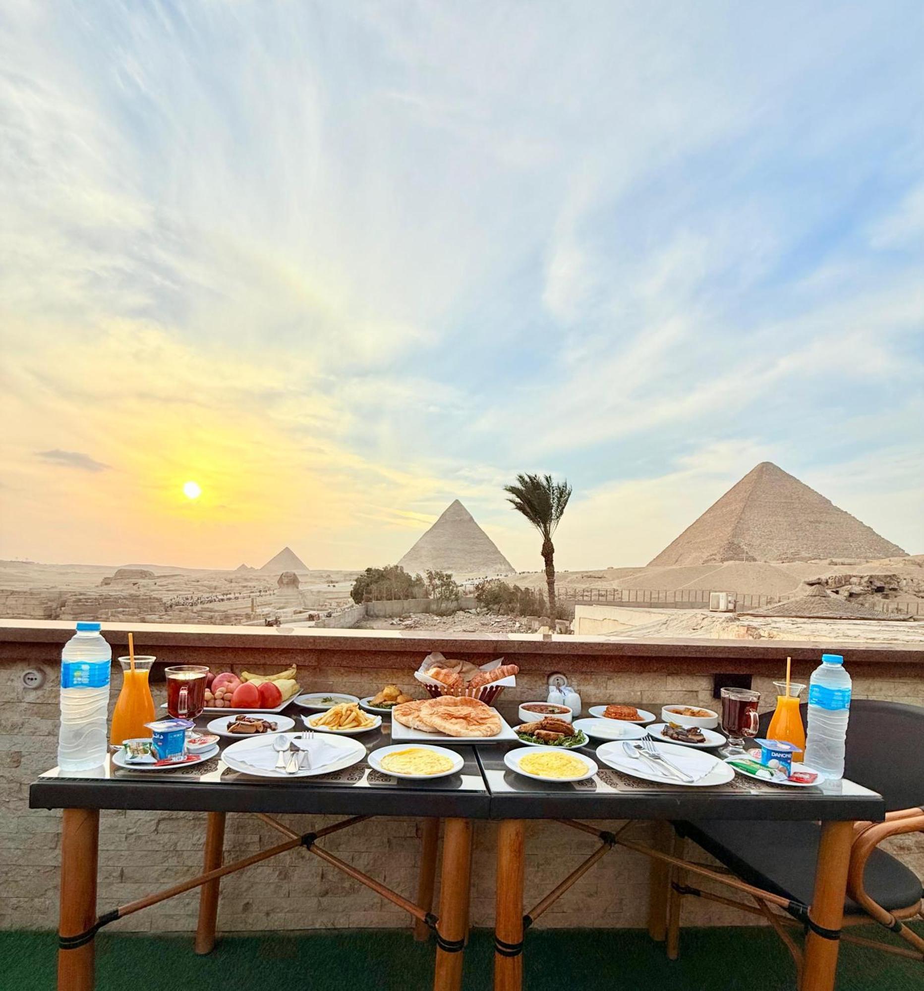 Seven Pyramids Panoramic View Inn Kafret el-Gabal Exterior foto